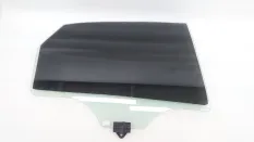 Стекло двери Kia Ceed