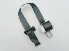 Ремень безопасности центральный Toyota Camry