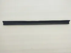 Уплотнитель двери Toyota Camry