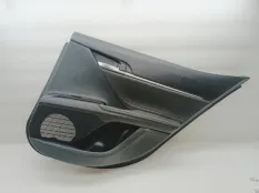 Обшивка двери Toyota Camry