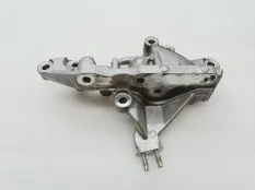 Кронштейн двигателя Toyota Camry