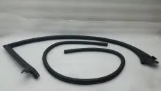 Уплотнитель проема двери Audi A5