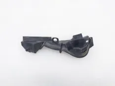 Уплотнитель капота Audi A6