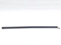 Уплотнитель стекла двери Kia Ceed