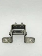 Петля крышки багажника Kia Ceed