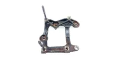 Кронштейн компрессора кондиционера Toyota Camry