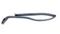 Уплотнитель капота Land Rover Discovery