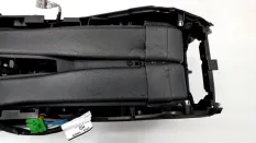 Центральная консоль Range Rover Sport