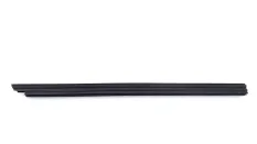 Уплотнитель стекла двери Toyota Camry