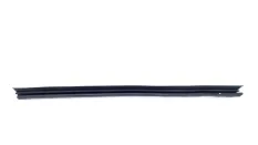 Уплотнитель стекла двери Nissan Qashqai