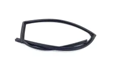 Уплотнитель стекла двери Nissan Qashqai
