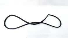 Уплотнитель проема двери Toyota Camry