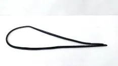 Уплотнитель проема двери Toyota Camry