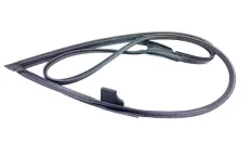 Уплотнитель двери Infiniti QX70