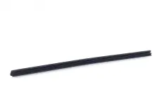 Уплотнитель стекла двери Toyota Avensis