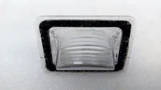 Плафон подсветки номера Mazda 5
