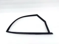 Уплотнитель стекла двери Hyundai Grand Santa Fe