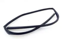 Уплотнитель стекла двери Honda Civic 5D