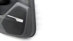 Обшивка двери Audi Q7