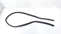 Уплотнитель проема двери Ford Focus