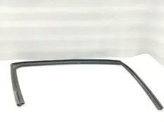 Уплотнитель стекла двери Kia Ceed