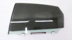 Стекло двери Nissan Teana