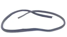 Уплотнитель проема двери Renault Duster