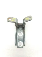 Петля двери Chevrolet Cruze