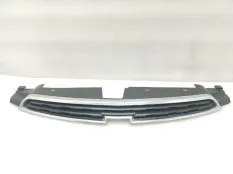 Решетка радиатора Chevrolet Cruze