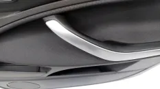 Обшивка двери Ford Kuga