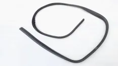 Уплотнитель проема двери Ford Kuga