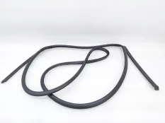Уплотнитель двери Kia K5