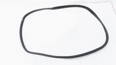 Уплотнитель проема двери Hyundai Tucson