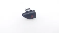 Кнопка аварийной сигнализации Renault Duster