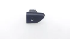 Кнопка центрального замка Renault Duster