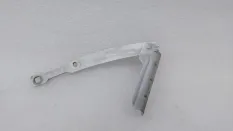 Петля капота Nissan Terrano