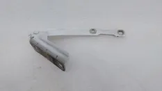 Петля капота Nissan Terrano