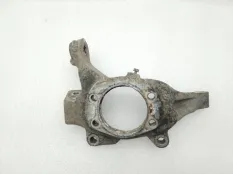 Кулак поворотный Nissan Pathfinder