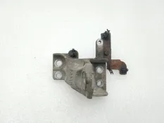 Кронштейн двигателя Nissan Pathfinder