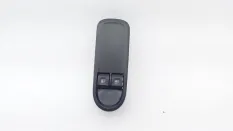 Кнопка стеклоподъемника Nissan Terrano