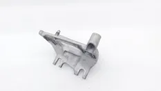 Кронштейн двигателя Nissan Terrano