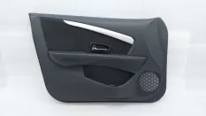 Обшивка двери Nissan Almera