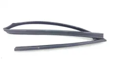 Уплотнитель стекла двери BMW 520d