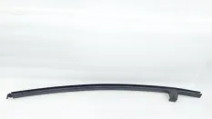 Направляющая стекла двери Infiniti QX56