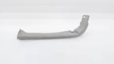 Обшивка двери багажника Infiniti QX56