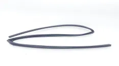 Уплотнитель стекла двери Toyota RAV4