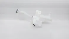 Бачок омывателя Toyota RAV4