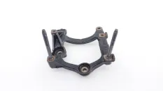 Кронштейн компрессора кондиционера Toyota Camry