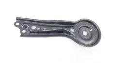 Кронштейн подрамника Toyota Camry