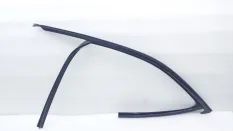 Уплотнитель стекла двери BMW 3-Series